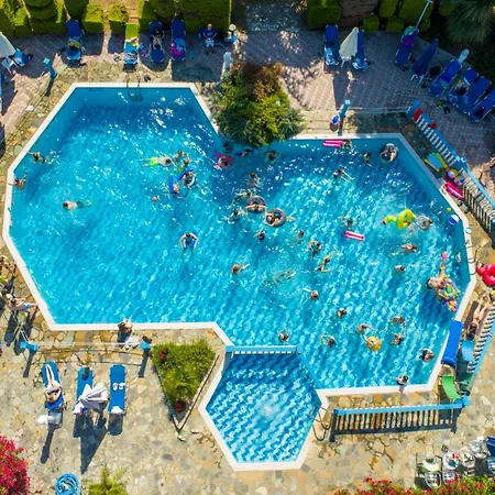 Livithra Aparthotel 2*