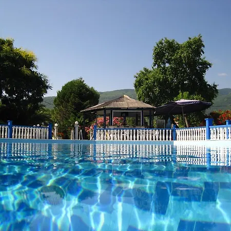 Livithra Aparthotel Paralía Skotínis