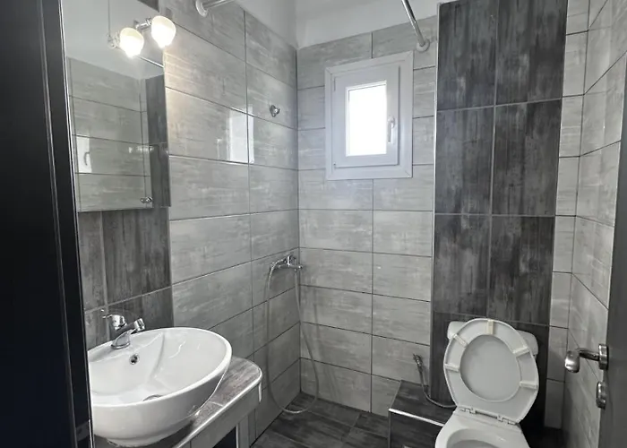 Livithra 3* Paralía Skotínis